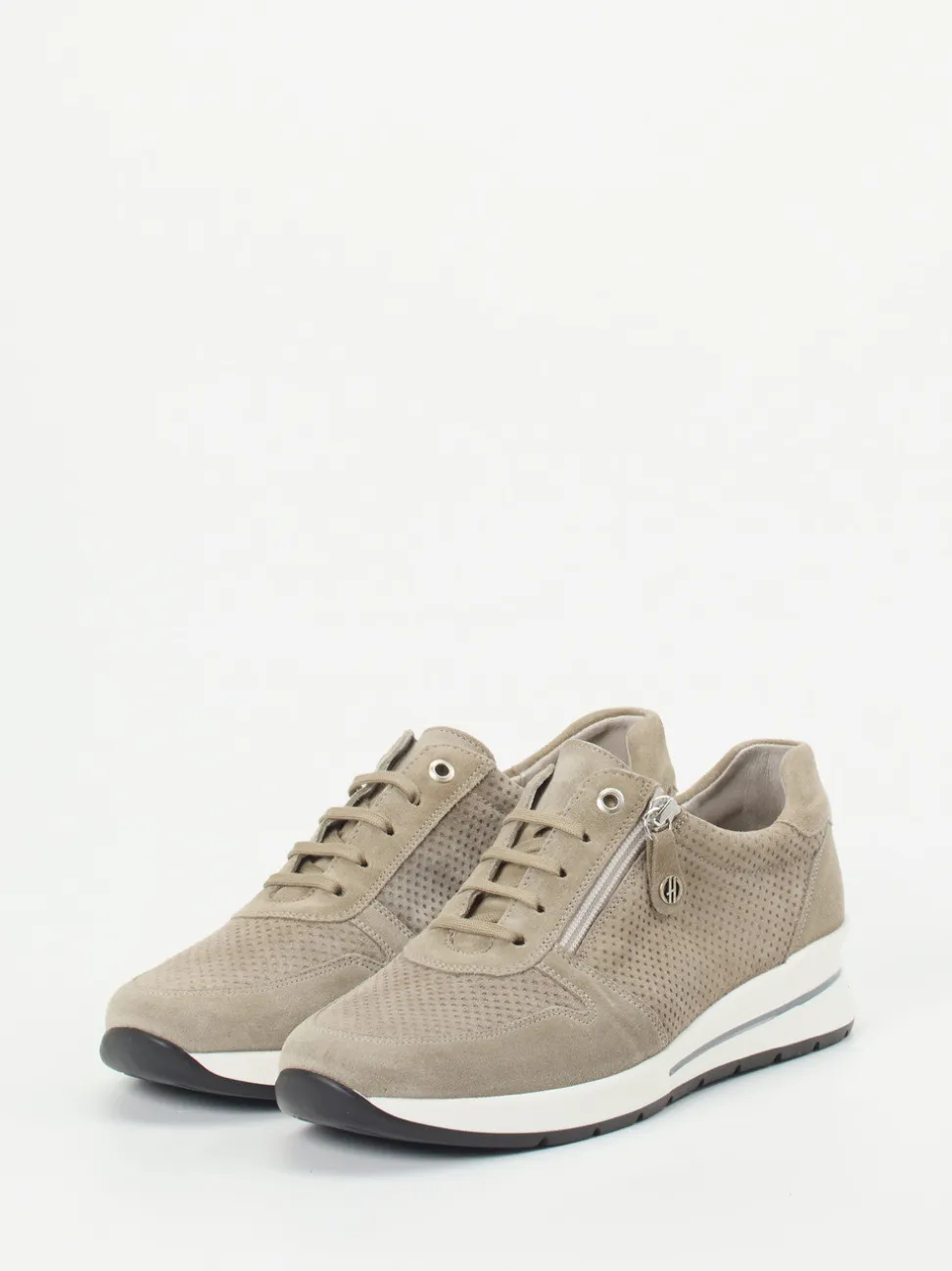 Hickersberger – Komfort-Sneaker aus Veloursleder beige
