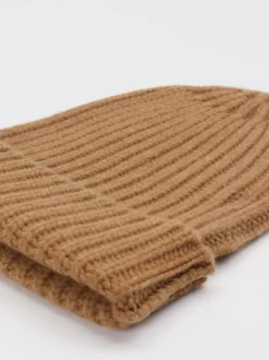 HURRAY – Beanie aus Kaschmir in Karamellbraun