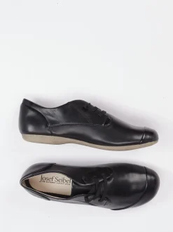 Josef Seibel – Schnürschuh aus Lammleder Schwarz