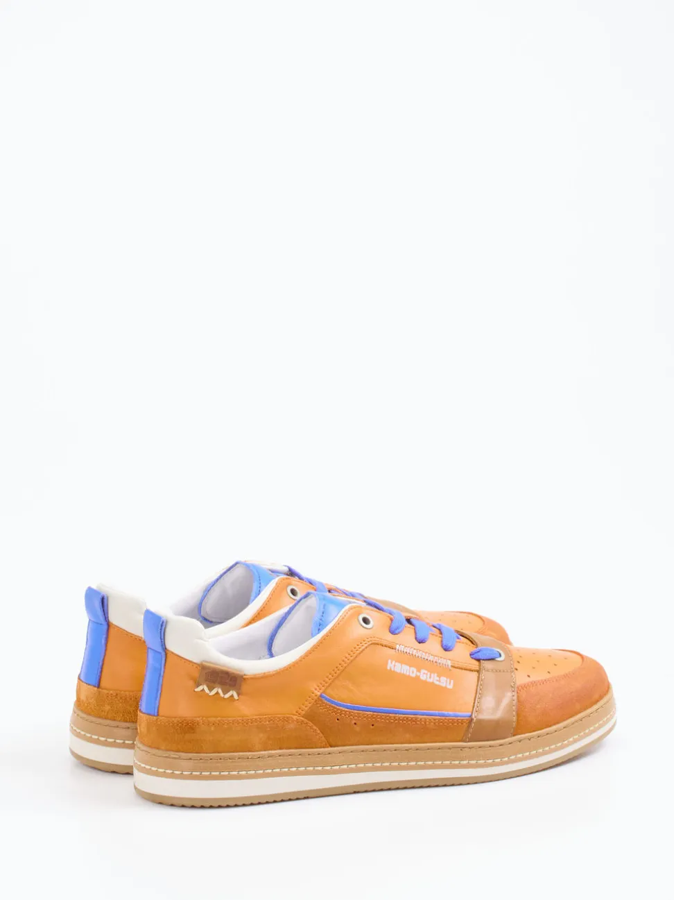 Kamo Gutsu – Sneaker aus Leder in Cognac-Orange