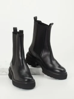 Kennel & Schmenger – Chelsea Boots aus Kalbleder Schwarz