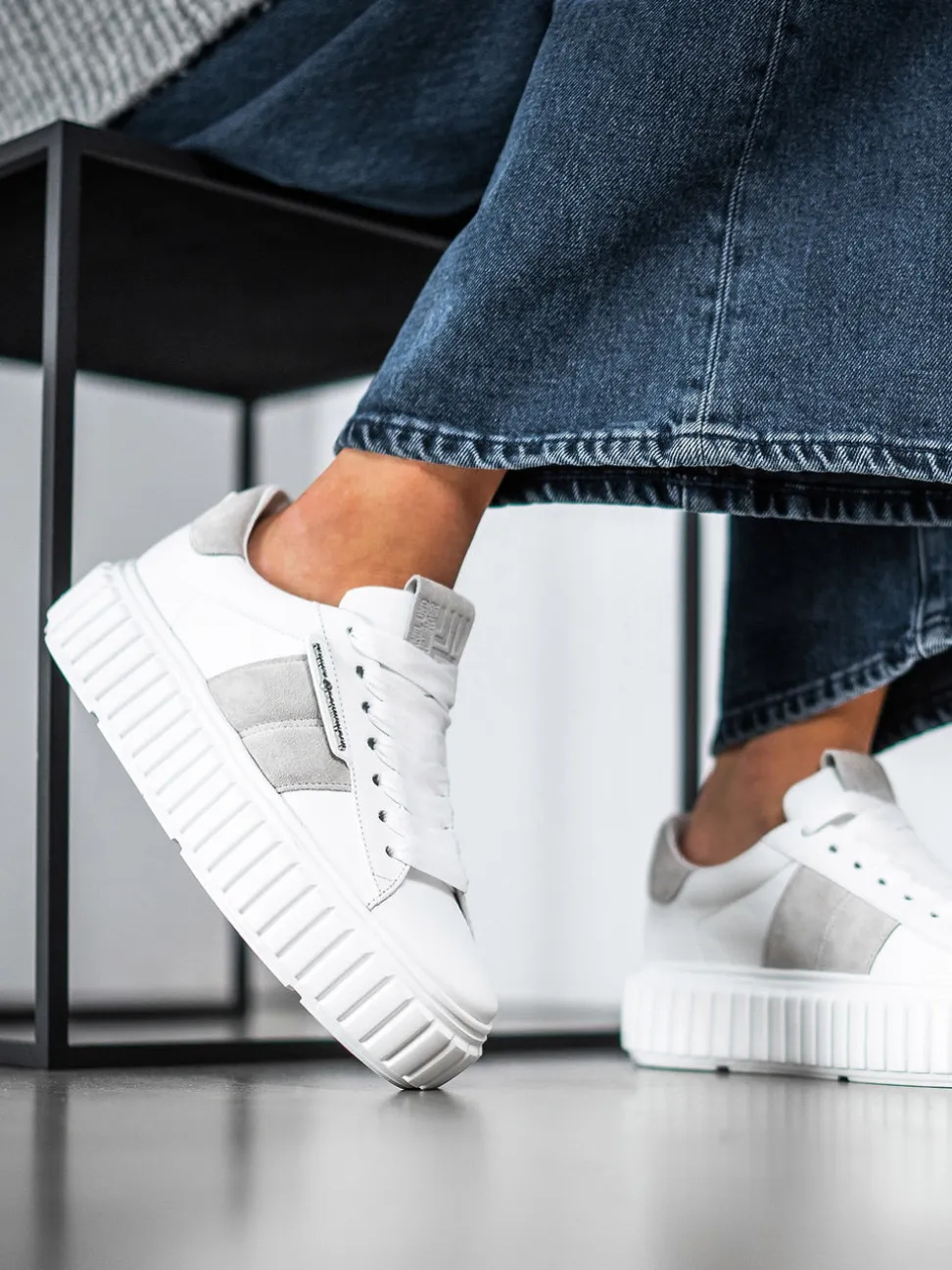 Kennel & Schmenger – Plateau-Sneaker aus Kalbleder weiß