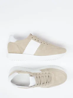 Kennel & Schmenger – Retro-Sneaker aus Veloursleder beige