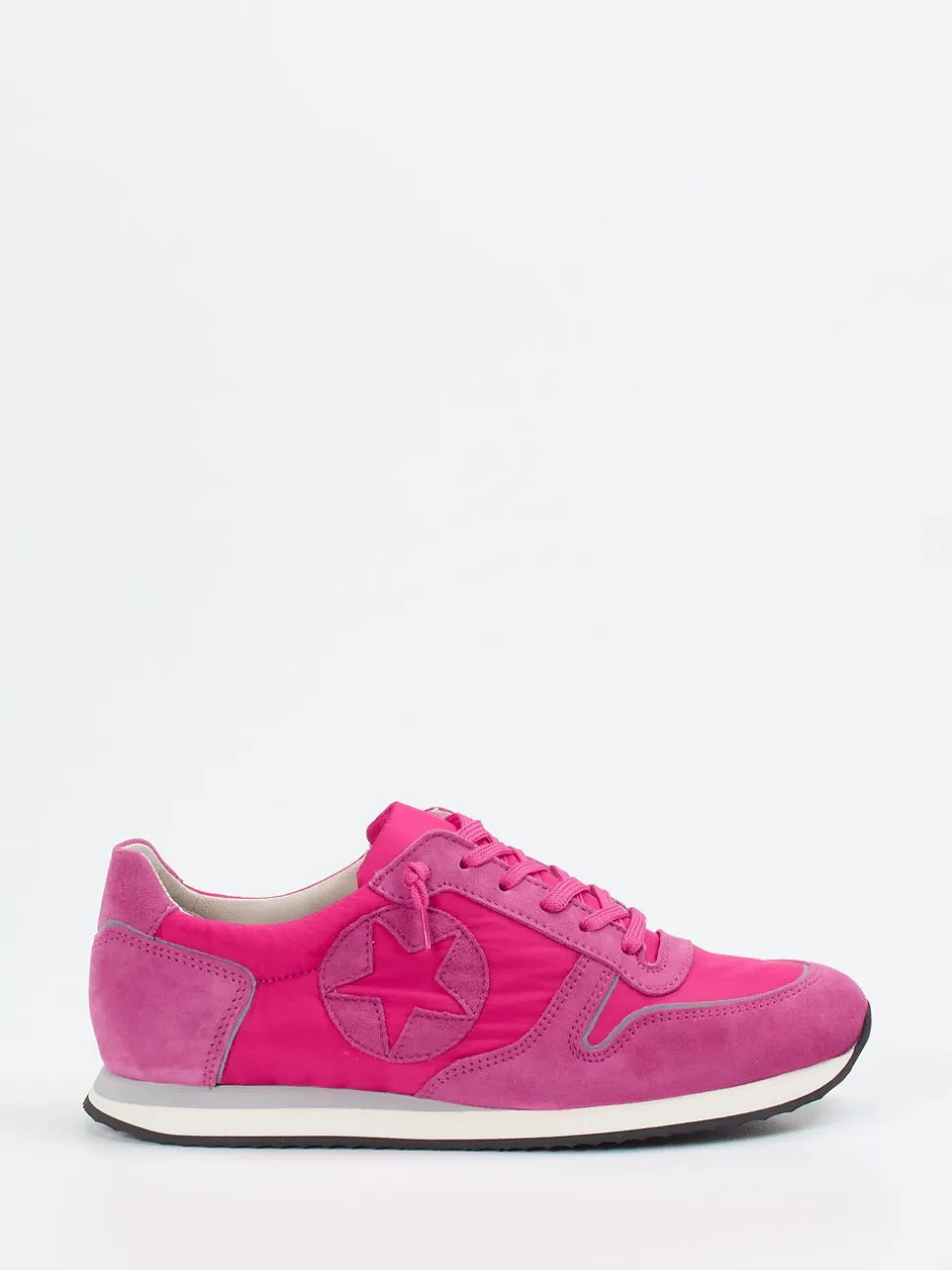 Kennel & Schmenger – Sneaker aus Veloursleder pink
