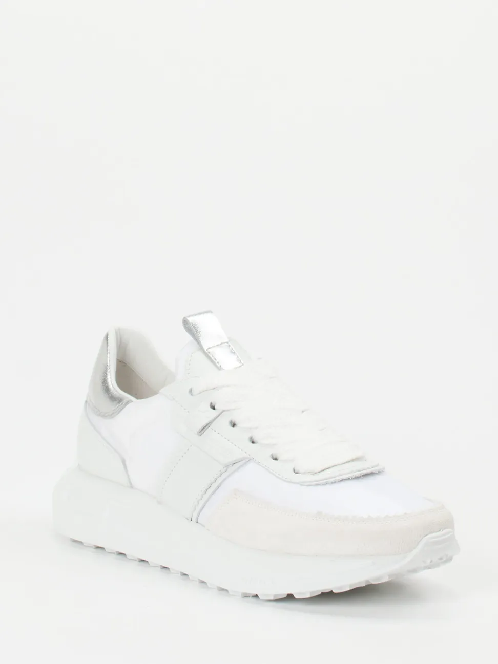 Kennel & Schmenger – Sneaker aus Veloursleder weiß