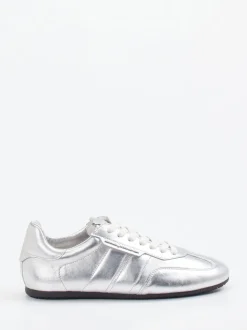 Kennel & Schmenger – Sneaker aus Metallicleder silber