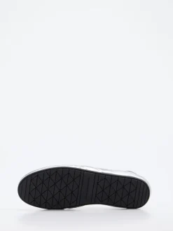 Kennel & Schmenger – Sneaker aus Metallicleder silber