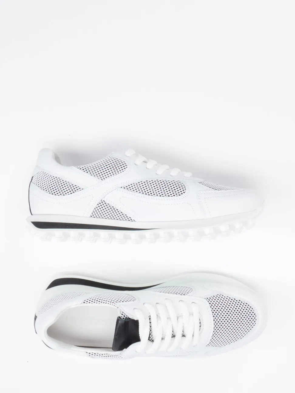 Kennel & Schmenger – Sneaker aus Velour und Textil Weiß