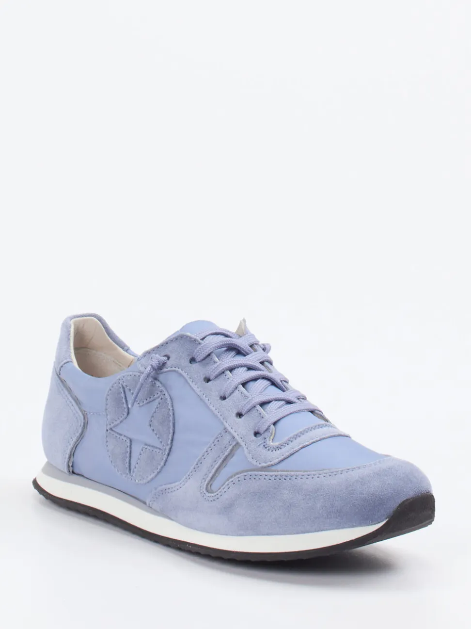Kennel & Schmenger – Sneaker aus Veloursleder in Lavendel