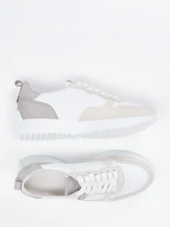 Kennel & Schmenger – Sneaker aus Nubukleder Off-White