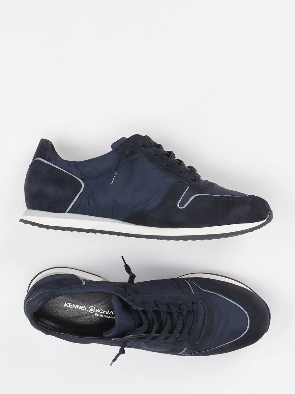 Kennel & Schmenger – Sneaker aus Veloursleder Dunkelblau