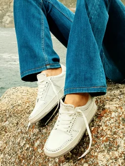 Kennel & Schmenger – Sneaker aus Kalbleder mit Strass