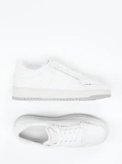Kennel & Schmenger – Sneaker aus Kalbleder mit Strass