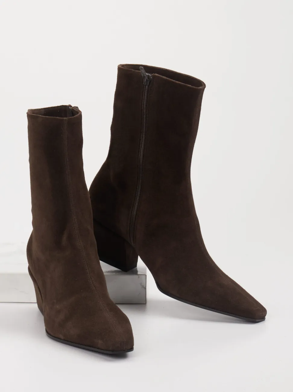 Kennel & Schmenger – Sock Boots aus Veloursleder dunkelbraun