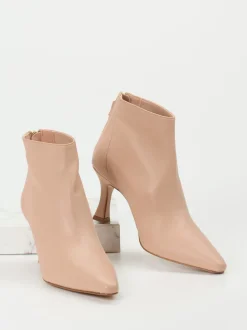 Konstantin Starke – Ankle Boots aus Lammleder Rosébeige