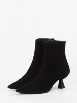 Konstantin Starke – Ankle Boots aus Veloursleder schwarz