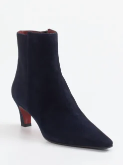 Konstantin Starke – Ankle Boots aus Veloursleder Dunkelblau
