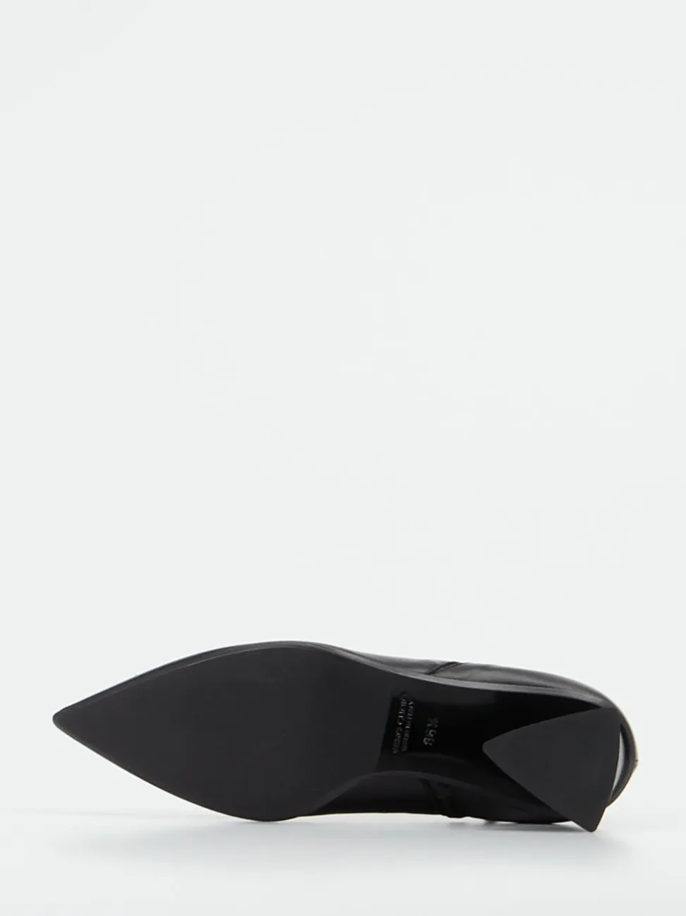 Konstantin Starke – Ankle Boots aus Kalbleder schwarz