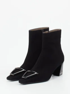 Konstantin Starke – Ankle Boots aus Veloursleder schwarz