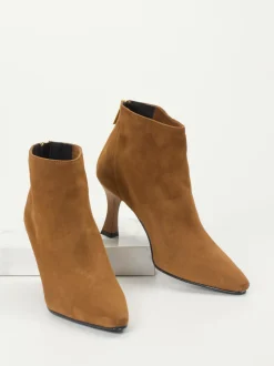 Konstantin Starke – Ankle Boots aus Veloursleder Cognac