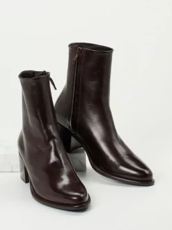Konstantin Starke – Ankle Boots aus Lammleder Dunkelbraun