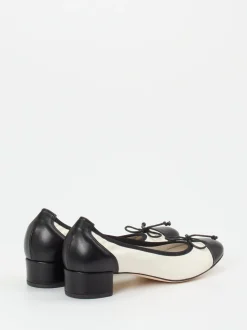 Konstantin Starke – Ballerina-Pumps aus Lammleder Offwhite