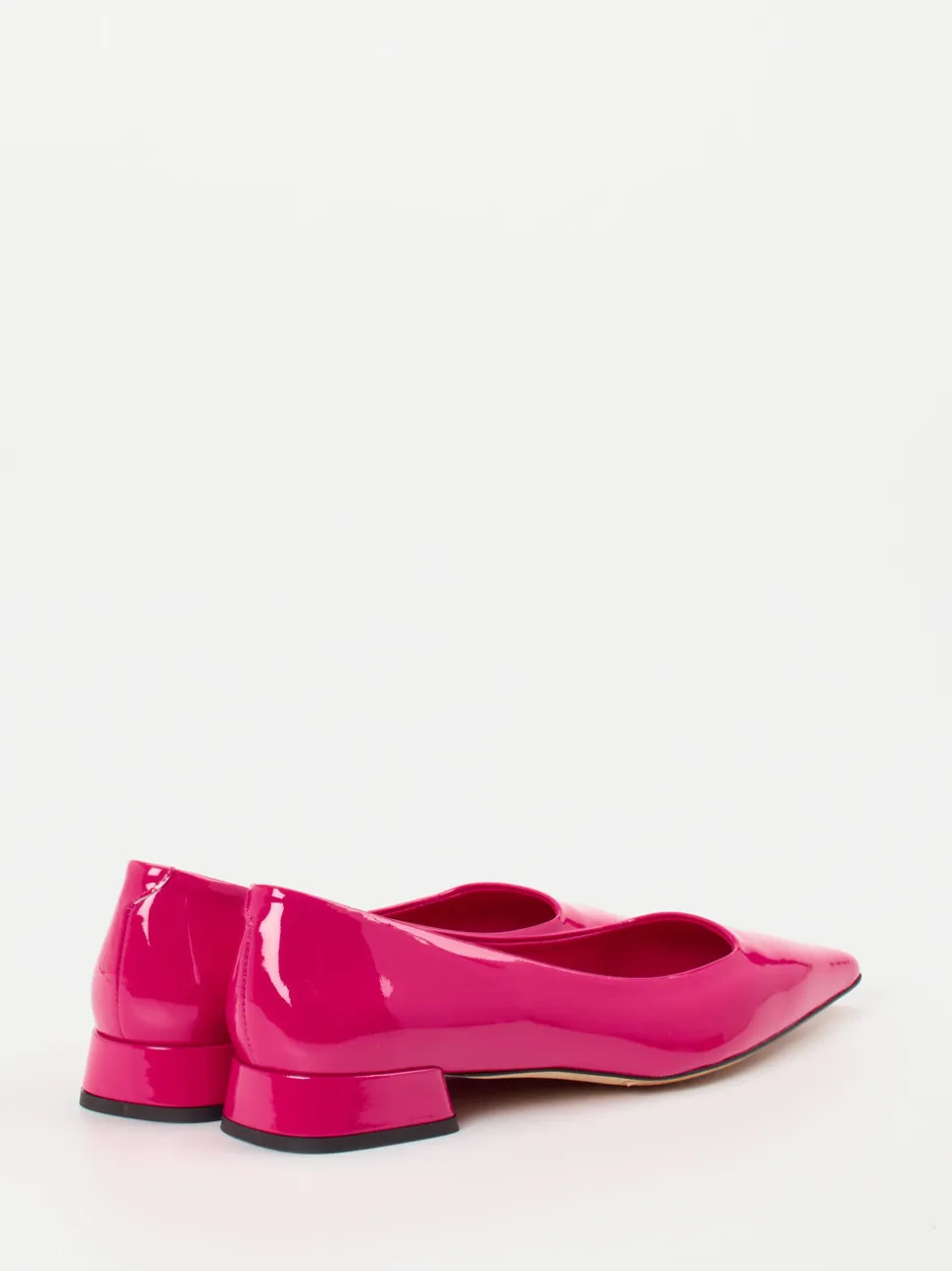 Konstantin Starke – Ballerinas aus Lackleder fuchsia