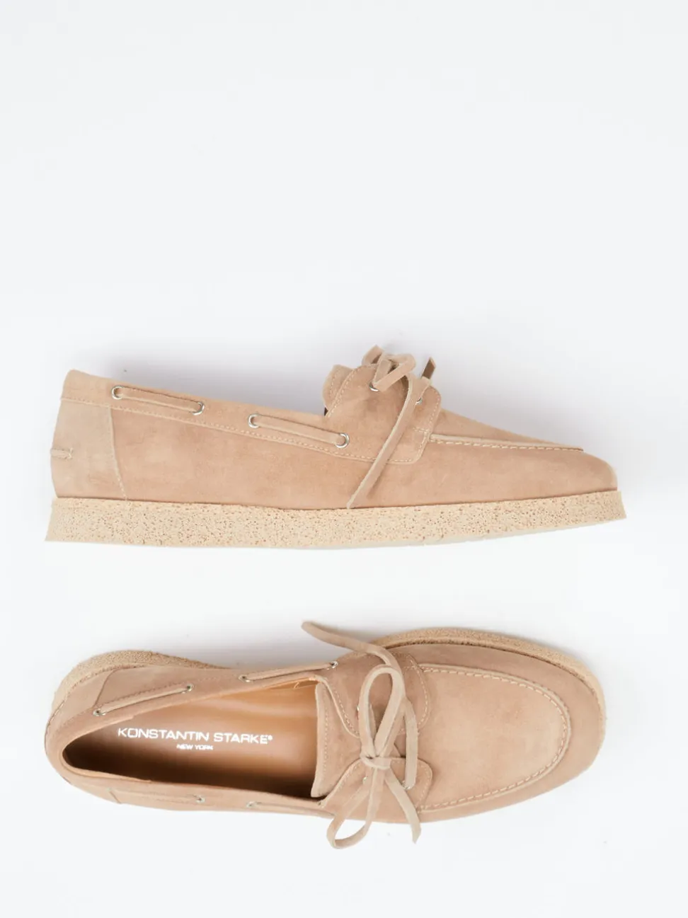 Konstantin Starke – Bootsschuh aus Veloursleder beige