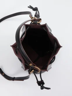 Konstantin Starke – Bucket Bag aus Kalbleder Schwarz