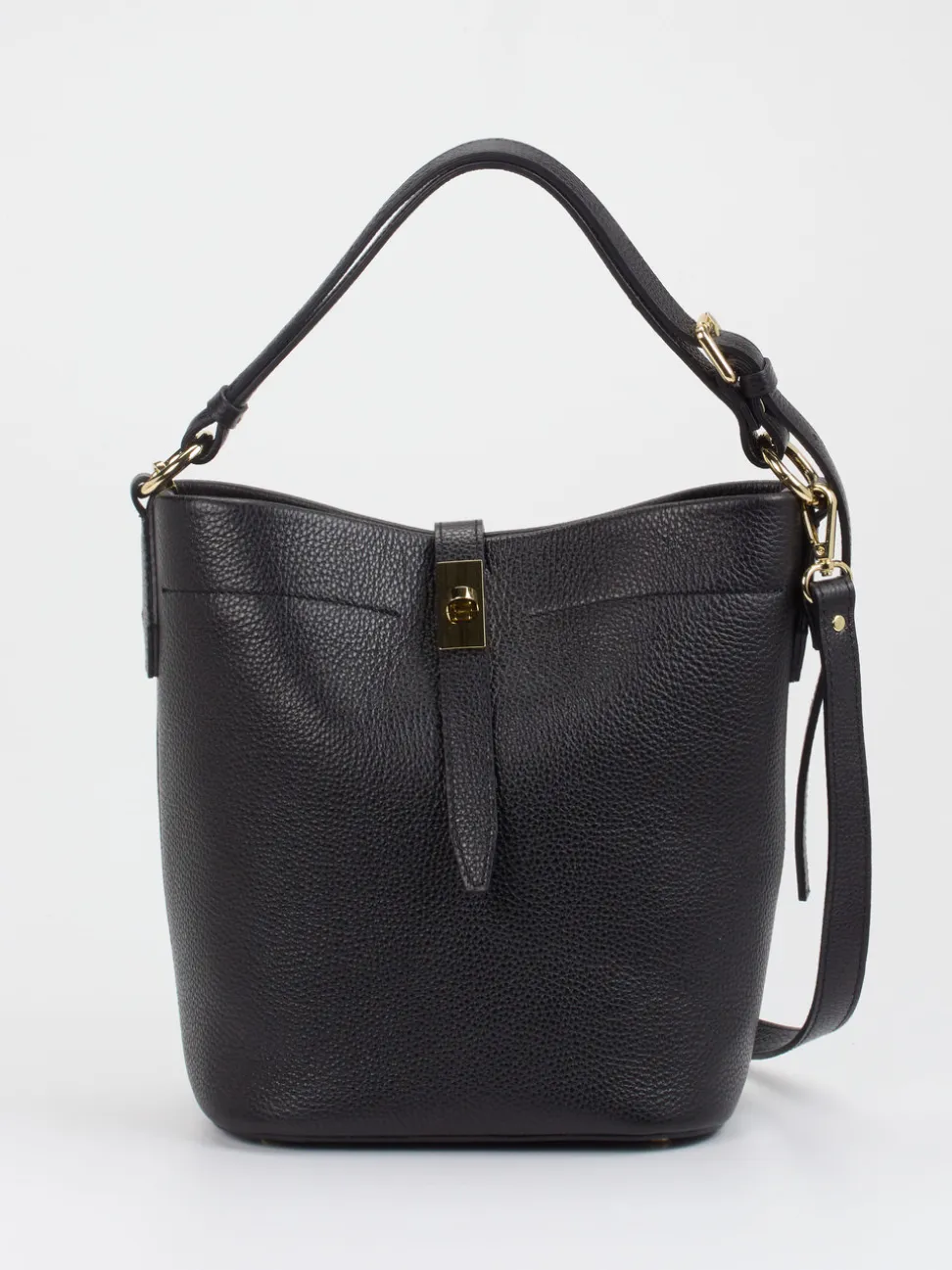 Konstantin Starke – Bucket Bag aus Kalbleder Schwarz