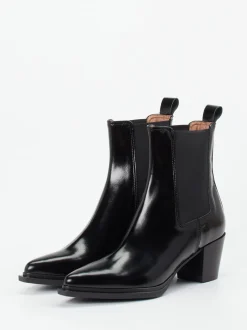 Konstantin Starke – Chelsea Boots aus Hochglanzleder schwarz