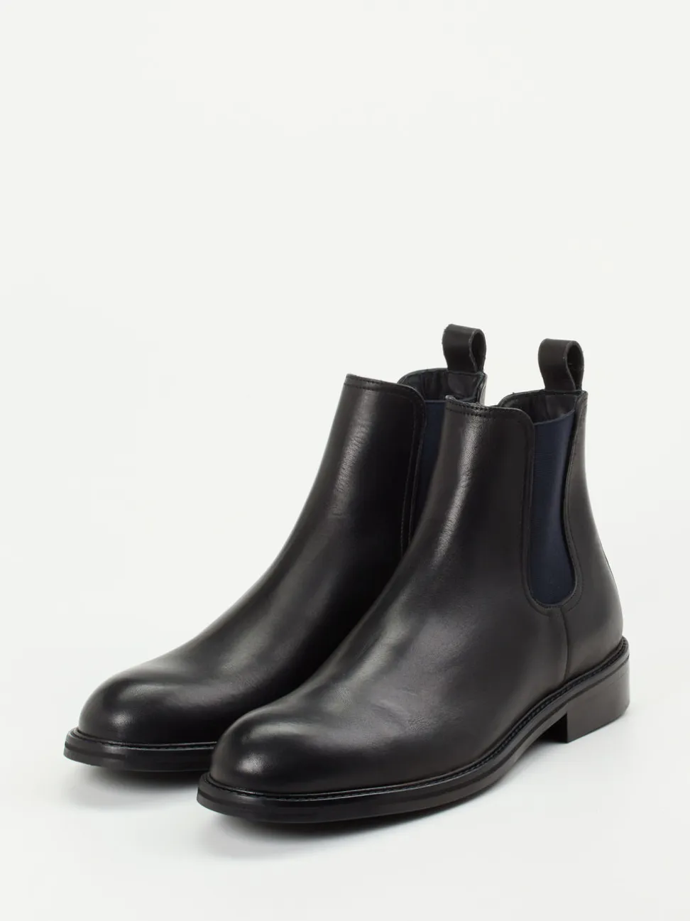 Konstantin Starke – Chelsea Boots aus Kalbleder schwarz