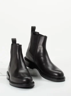 Konstantin Starke – Chelsea Boots aus Kalbleder Schwarz