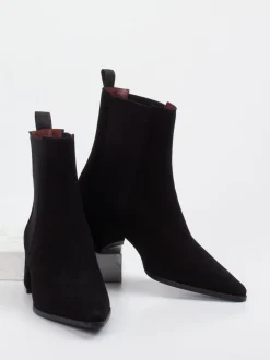 Konstantin Starke – Chelsea Boots aus Veloursleder Schwarz