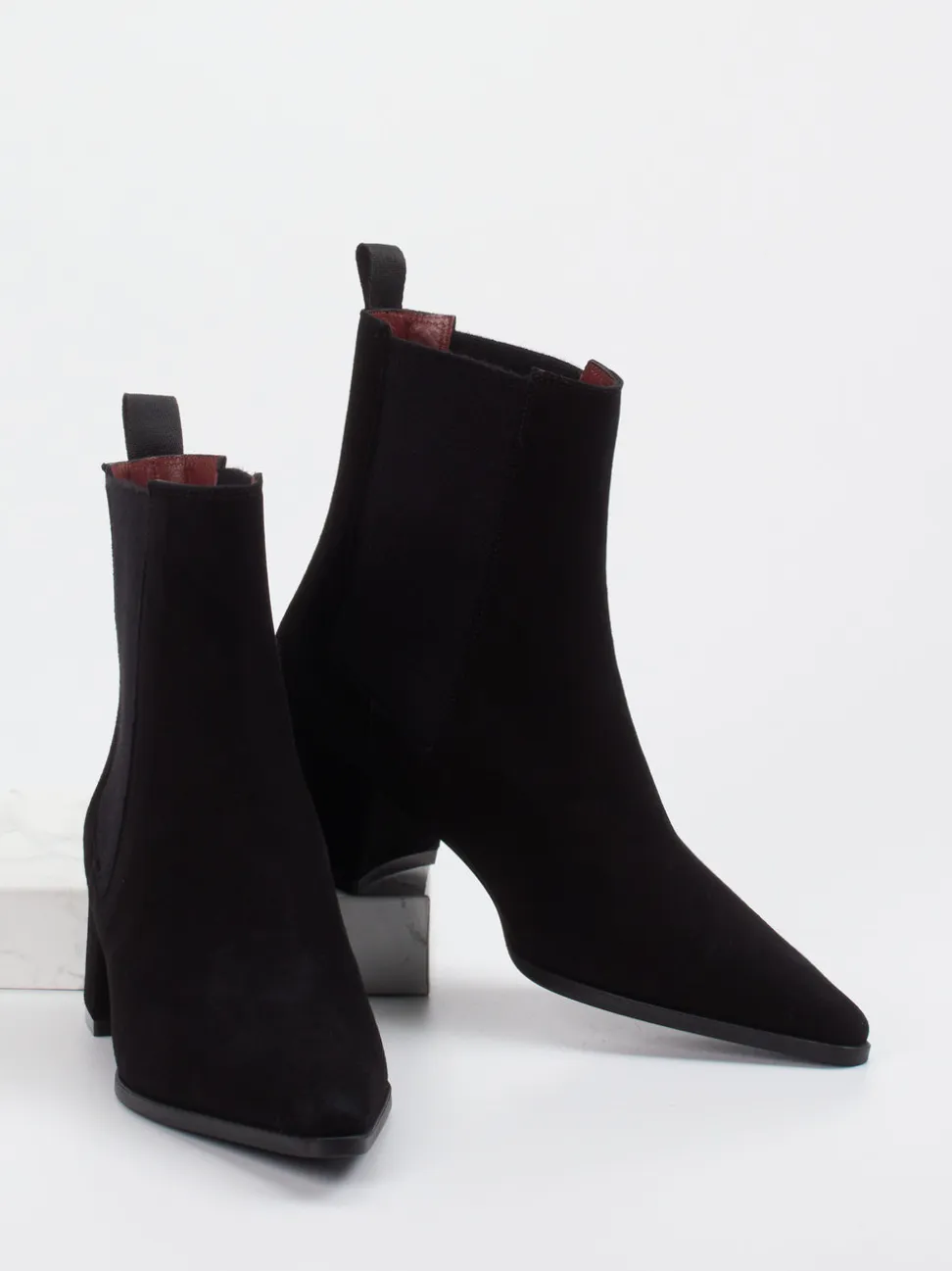 Konstantin Starke – Chelsea Boots aus Veloursleder Schwarz