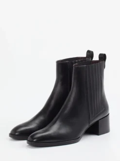 Konstantin Starke – Chelsea Boots aus Kalbleder Schwarz