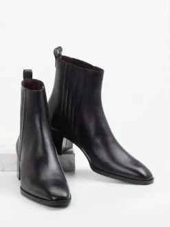 Konstantin Starke – Chelsea Boots aus Kalbleder Schwarz