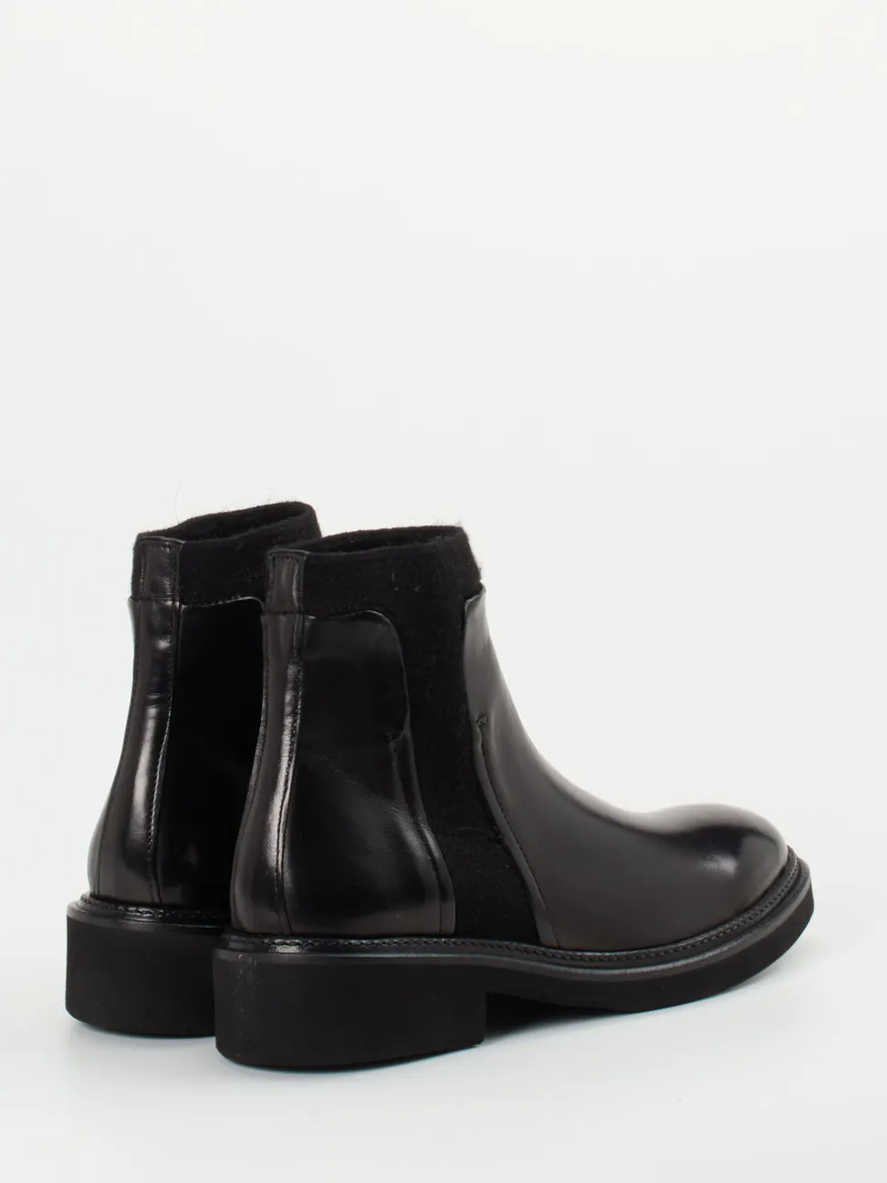 Konstantin Starke – Chelsea Boots aus Kalbleder Schwarz