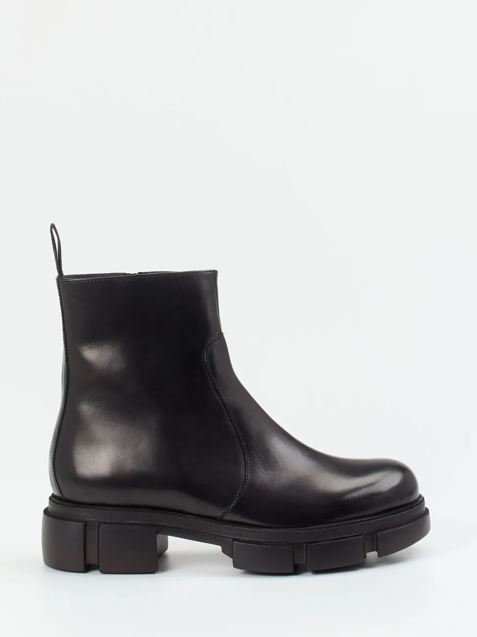 Konstantin Starke – Chunky-Stiefelette aus Kalbleder schwarz
