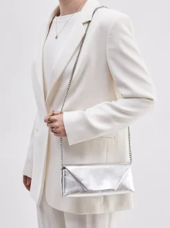 Konstantin Starke – Clutch aus Leder silberfarben