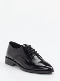 Konstantin Starke – Derby-Schuhe aus Hochglanzleder schwarz