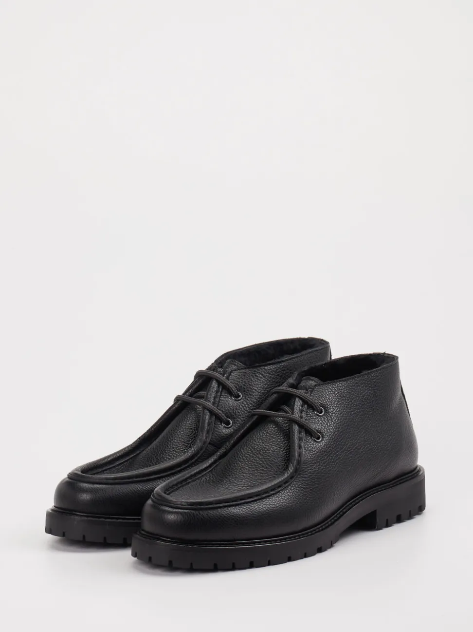 Konstantin Starke – Desert Boots aus Leder schwarz