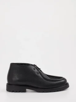 Konstantin Starke – Desert Boots aus Leder schwarz