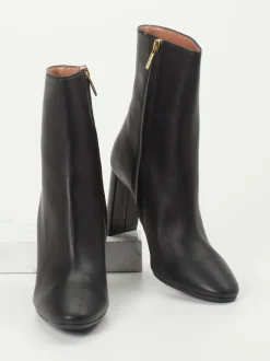 Konstantin Starke – High Heel Boot aus Lammleder schwarz