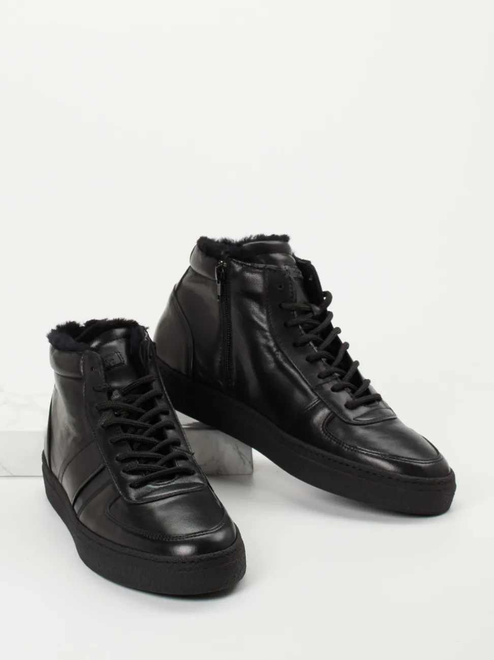 Konstantin Starke – High-Top-Sneaker aus Ziegenleder schwarz