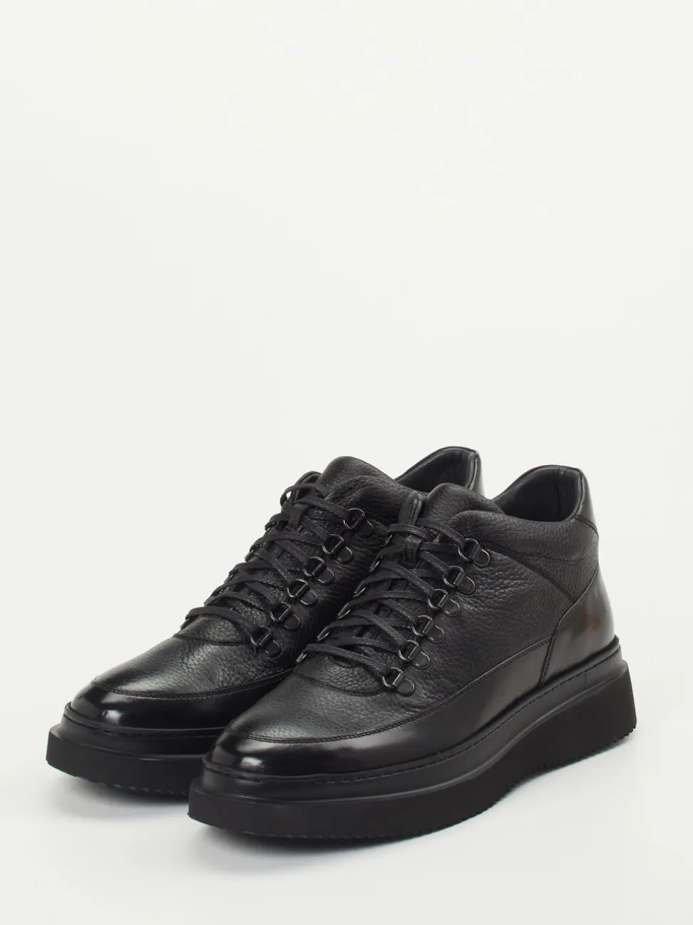 Konstantin Starke – High-Top Sneaker aus Elchleder Schwarz