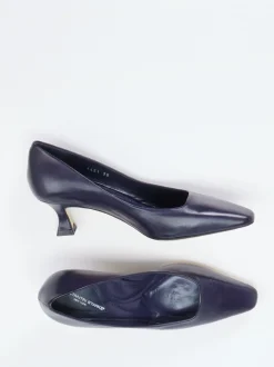 Konstantin Starke – Kitten Heels aus Lammleder in Blau