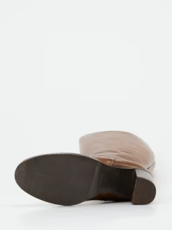 Konstantin Starke – Kniehohe Stiefel aus Kalbleder Cognac