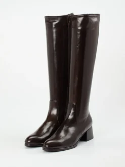 Konstantin Starke – Kniehohe Stiefel aus Lammleder Braun