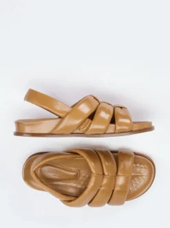 Konstantin Starke – Komfort-Sandalen aus Lammleder cognac